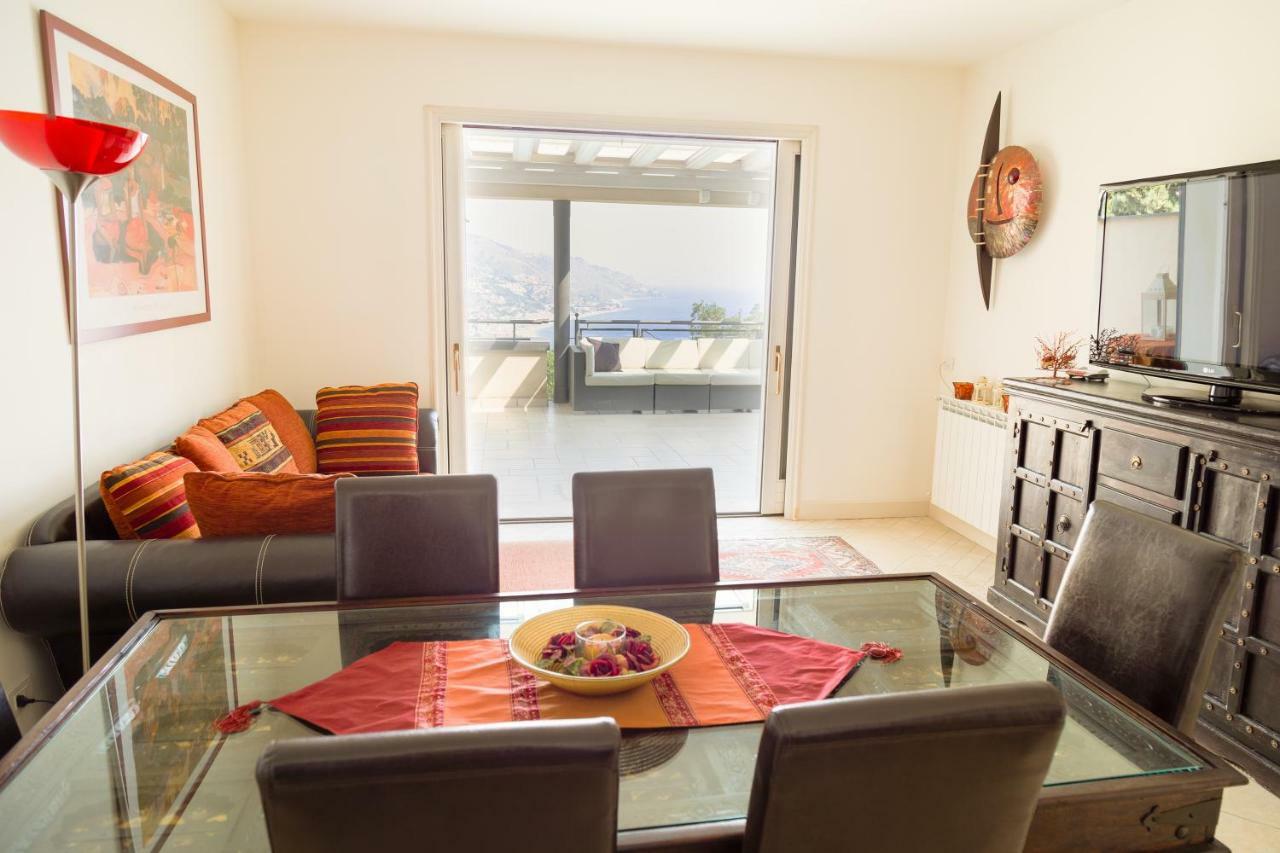 Ninfa Apartment - Taormina Holidays Extérieur photo