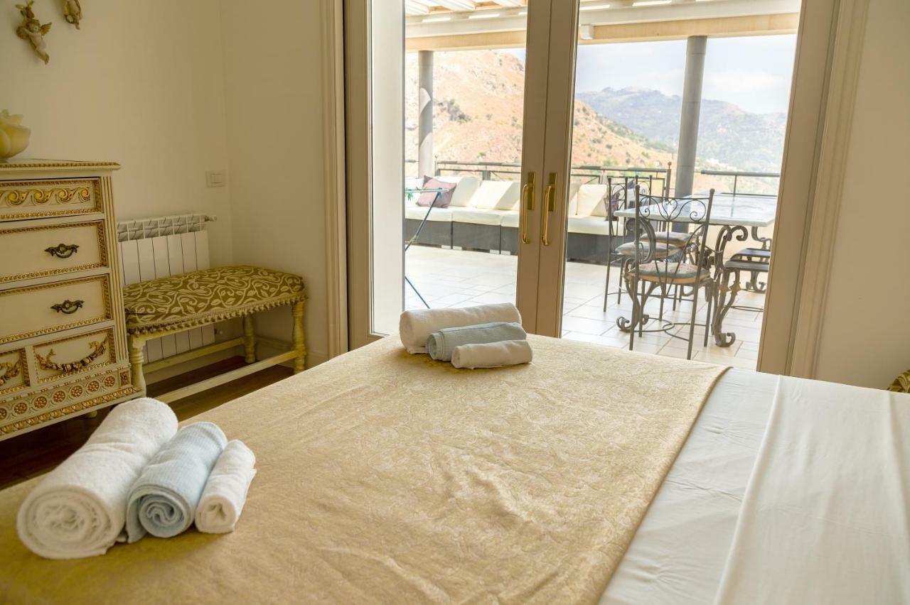 Ninfa Apartment - Taormina Holidays Extérieur photo